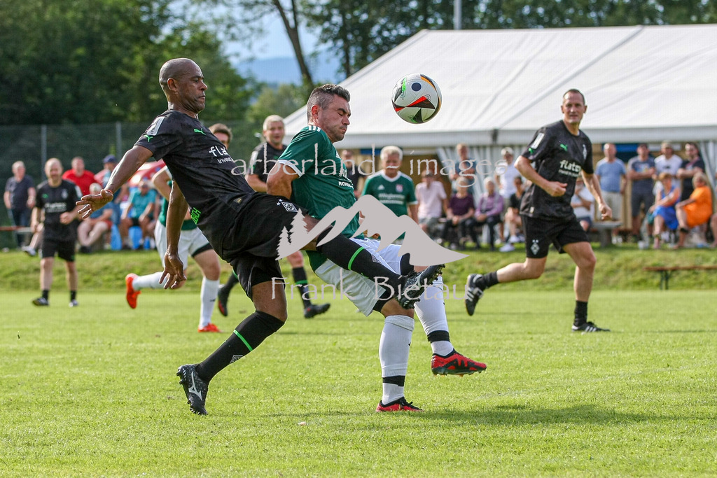 993T1144 | Chiquinho