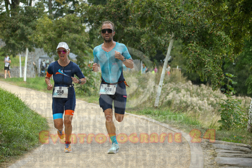 250824_1359_EX1_4515 | Sportfotografie im Rhein-Sieg Kreis, Köln, Bonn, NRW, Rheinland Pfalz, Hessen, etc. Unser Tätigkeitsfeld umfasst den Laufsport vom Volkslauf über den Marathon, Duathlon, Triathon bis zum Ultralauf wie Kölnpfad Ultra oder Schindertrail.
