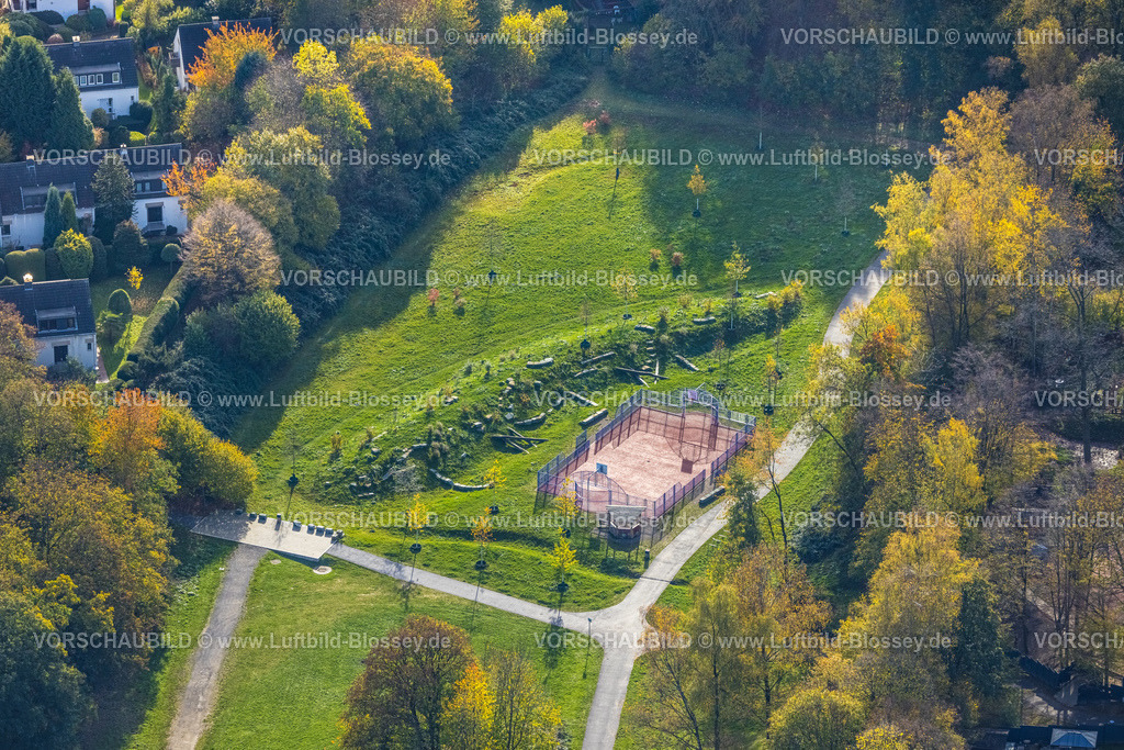 Bochum221100691 | Luftbild, Eingezäunter Spielplatz für Basketball, Weitmar-Mark, Bochum, Ruhrgebiet, Nordrhein-Westfalen, Deutschland