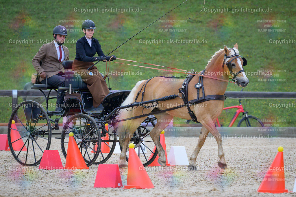 091_Schilling_Anne_KegelF-M_1Sp_250727_03 | gis-fotografie