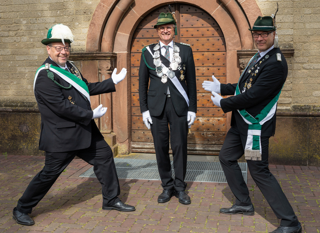 top-top.de-250705-157 | Foto, Video, Fotografie, Videografie, Fotobox, DJ, Discjockey, Musik, Musikbox, Veranstaltung, Photobooth, Amazon, Ebay, Buchtipp, Bestseller, Autor, Verlag, Buch, Wesel, Hamminkeln, NRW, Dinslaken, Rees, Drohne, Hochzeit, Party, Fotobox, Wesel, Fotograf