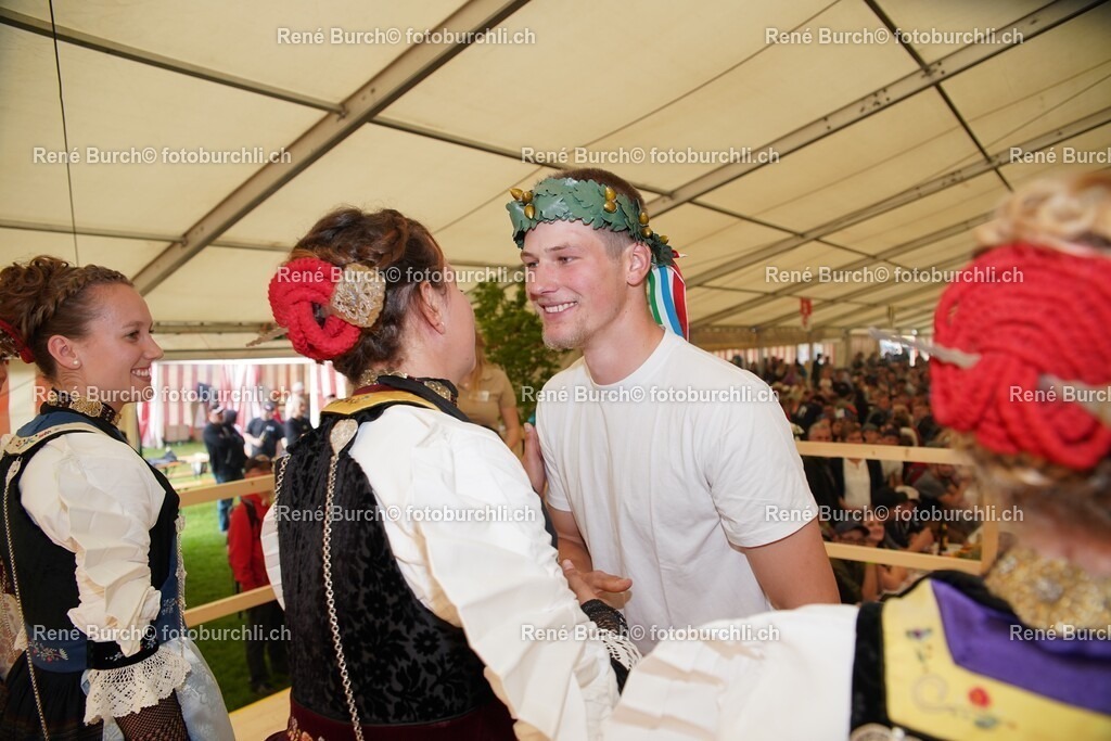114 (107) | René Burch leidenschaftlicher Fotograf aus Kerns in Obwalden.  Hier finden sie Sport, Landschaft und Natur Fotografie.
 - Realisiert mit Pictrs.com