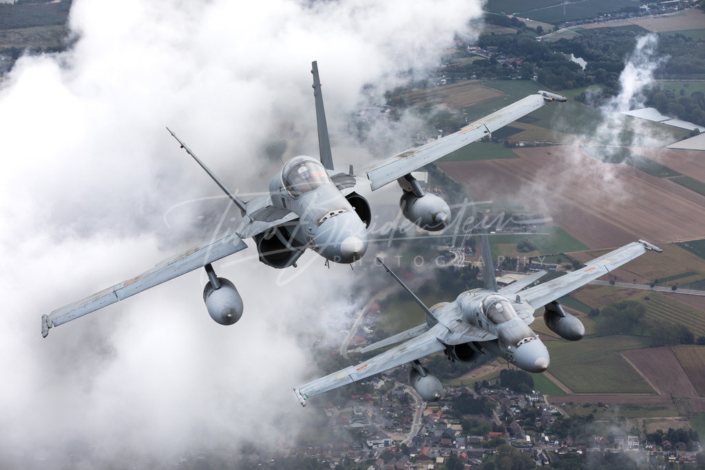 028 | Buy high-quality aviation and travel photography prints by professional photographer Timo Breidenstein. Authentic images, professionally printed, worldwide shipping. - Realisiert mit Pictrs.com