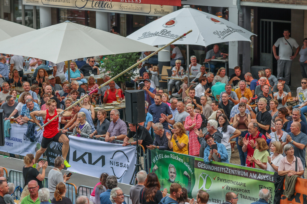 top-top.de-250828-233 | Foto, Video, Fotografie, Videografie, Fotobox, DJ, Discjockey, Musik, Musikbox, Veranstaltung, Photobooth, Amazon, Ebay, Buchtipp, Bestseller, Autor, Verlag, Buch, Wesel, Hamminkeln, NRW, Dinslaken, Rees, Drohne, Hochzeit, Party, Fotobox, Wesel, Fotograf