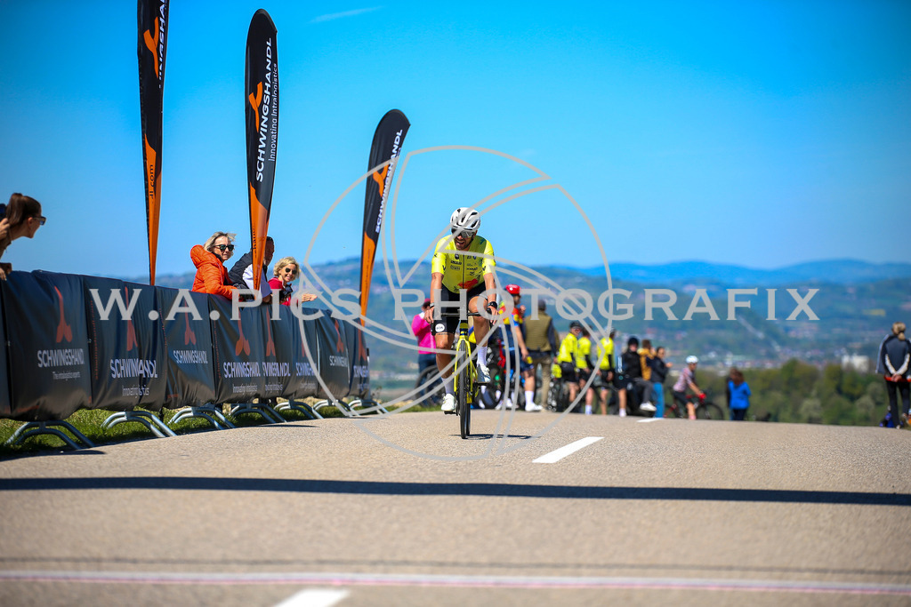 ..... | Wels, 23.04.2026, Kirschblüten Radrennen 2026 , Image shows: Photo: Wapics / Willdoner Andreas