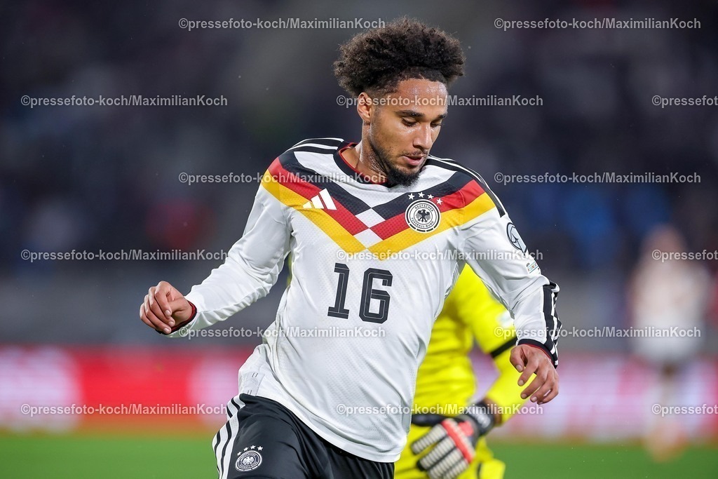DFB14112501130 | 14.11.2025, Fußball, Länderspiel, WM-Qualifikation Europa, Deutschland - Luxemburg, Stade de Luxembourg (Croix de Gasperich, Luxemburg), 9. Spieltag, Saison 2025 2026: Kevin Schade (GER #16) Regulations prohibit any use of photographs as image sequences and or quasi-video.