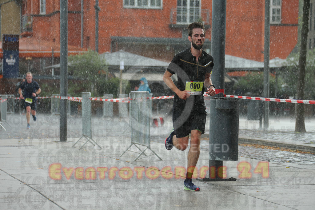 220917_1504_EX1_4614 | Sportfotografie im Rhein-Sieg Kreis, Köln, Bonn, NRW, Rheinland Pfalz, Hessen, etc. Unser Tätigkeitsfeld umfasst den Laufsport vom Volkslauf über den Marathon, Duathlon, Triathon bis zum Ultralauf wie Kölnpfad Ultra oder Schindertrail.