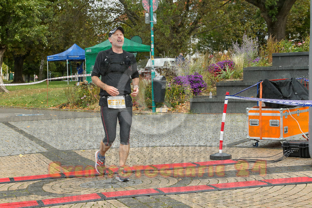 231015_1216_EX1_4758 | Sportfotografie im Rhein-Sieg Kreis, Köln, Bonn, NRW, Rheinland Pfalz, Hessen, etc. Unser Tätigkeitsfeld umfasst den Laufsport vom Volkslauf über den Marathon, Duathlon, Triathon bis zum Ultralauf wie Kölnpfad Ultra oder Schindertrail.