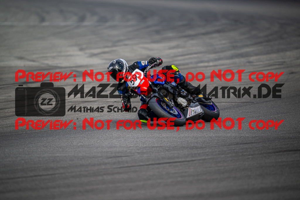 MaZZes_FotoMatrix_220924_2700 | TWIN CUP