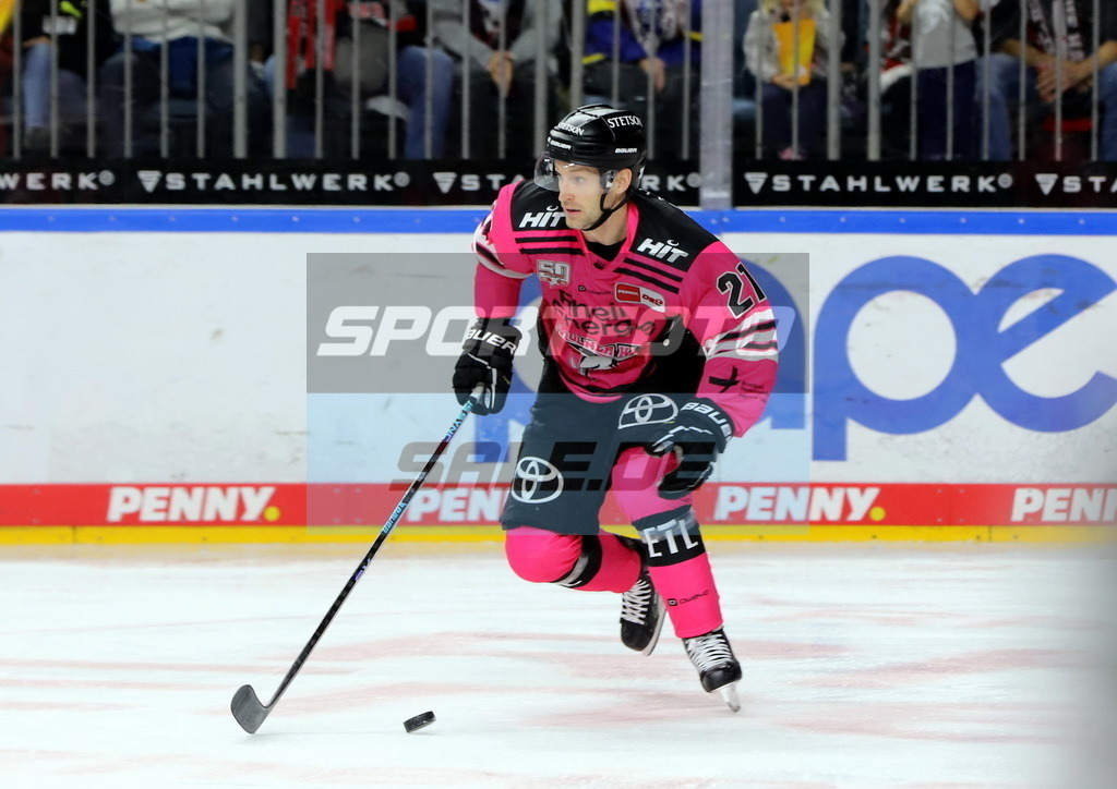 Mark Olver - KEC | Mark Olver - KEC - Realisiert mit Pictrs.com