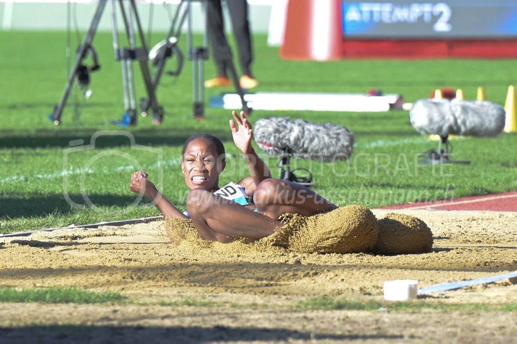Leichtathletik: Weltklasse Zürich | 08.09.2022, Zürich, Letzigrund, Leichtathletik: Weltklasse Zürich, LAFOND Thea (DMA) im Dreisprung der Frauen. - Realisiert mit Pictrs.com