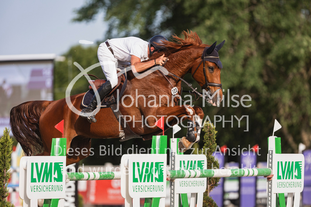 250531_MayDays_2Ph-S1-537 | Deine schönsten Turniermomente als professionelle Fotos! Entdecke hochwertige Pferdesport-Fotografie im Online-Shop. Jetzt Fotos finden & bestellen!