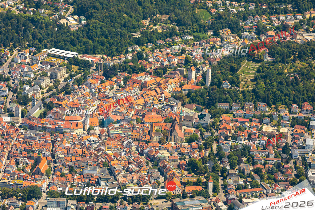 Aktuelles Luftbild von Altstadt Ravensburg - Die Luftaufnahme wurde 2022 mittels UL-Flugzeug erstellt ( keine Drohne ) - hochauflösende Kamera-Systeme von  Canon -Beste Qualität - Für grossformatige Ausdrucke geeignet. Die Geschenkidee !