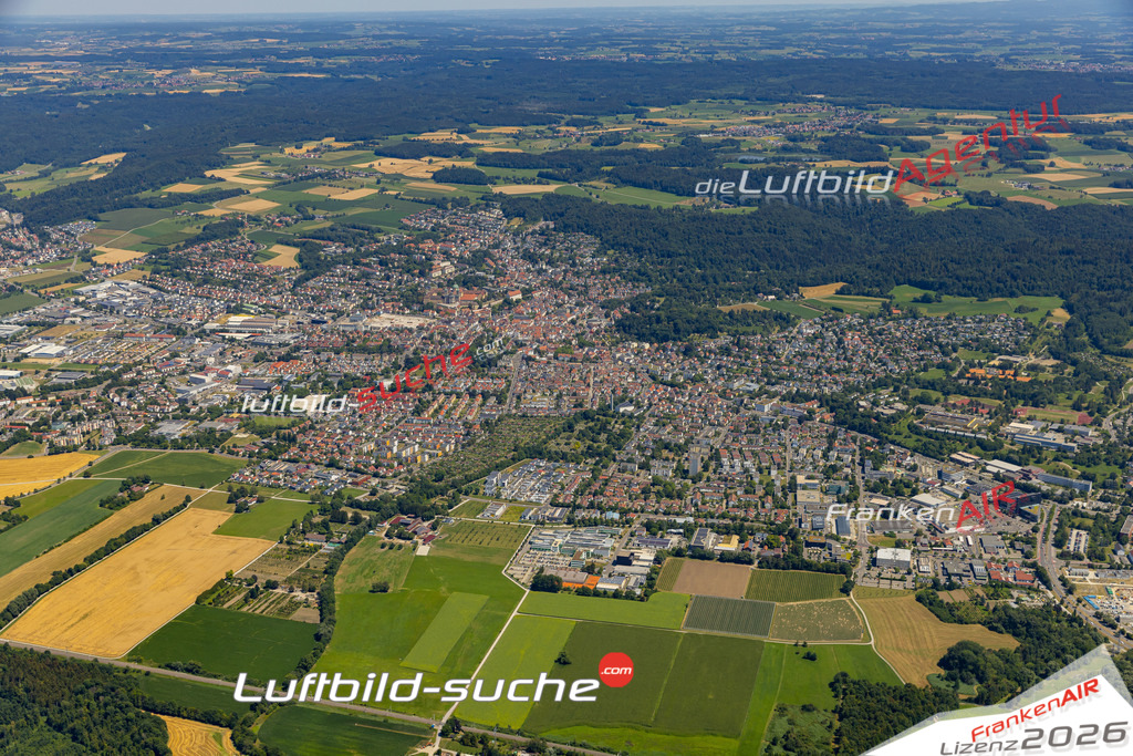 Aktuelles Luftbild von Burach Weingarten - Die Luftaufnahme wurde 2022 mittels UL-Flugzeug erstellt ( keine Drohne ) - hochauflösende Kamera-Systeme von  Canon -Beste Qualität - Für grossformatige Ausdrucke geeignet. Die Geschenkidee !