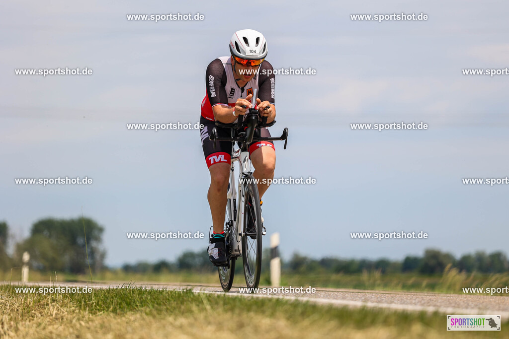 BR8A7139 | Stadttriathlon Erding 2025. #yourpictrs #sportshot_your_pictrs @Sportshotphotography #stadttriathlonerding Copyright: www.sportshot.de