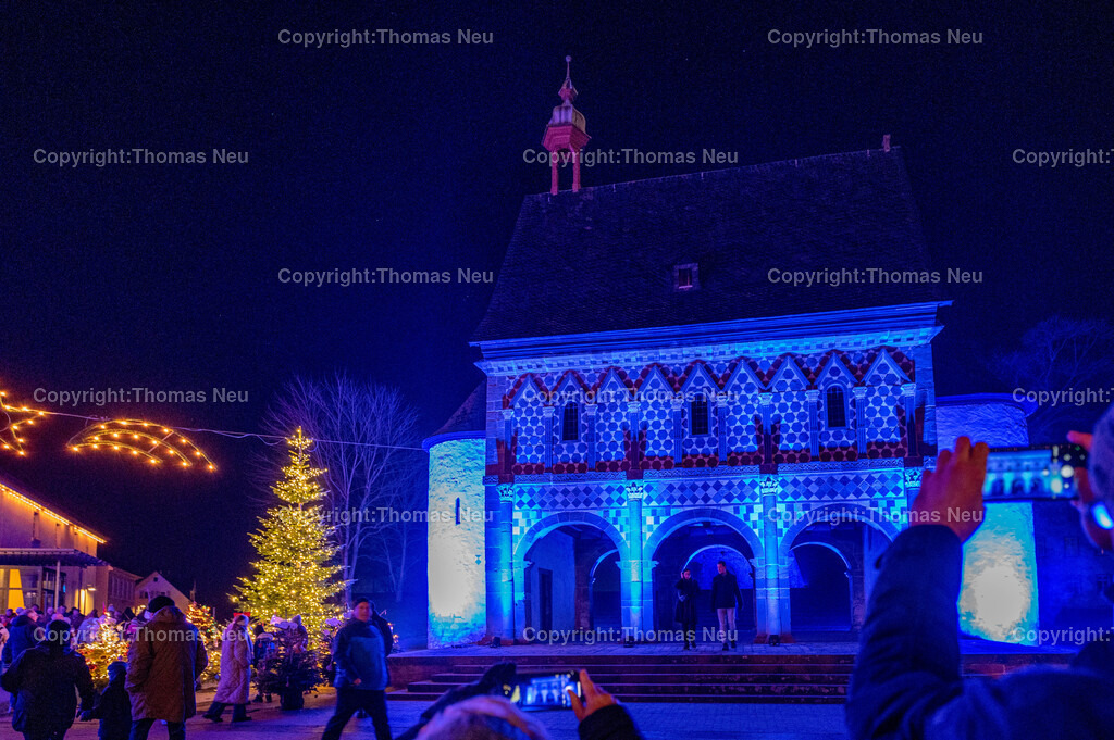 DSC_7452 | 30.11.2024, Lorsch, Weihnachtsmarkt und Blaues Weihnachtswunder in der Stadt, , Bild: Thomas Neu