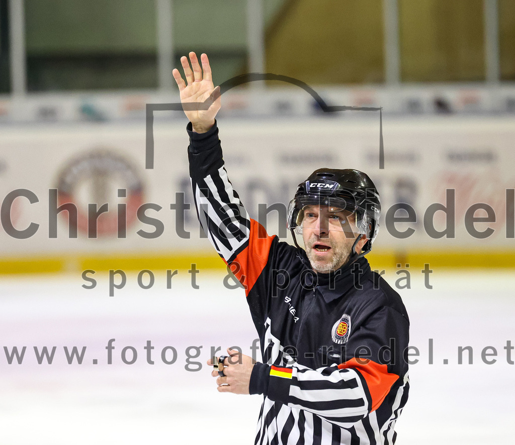 2023-01-22_039_Eishockey_TSV_Erding_gegen_ESC_Dorfen | Erding, Deutschland, 22.01.2023:
Eishockey, Bayernliga 2022 / 2023, 29. Spieltag, TSV Erding gegen ESC Dorfen, Endergebnis: 6:2

Foto: Christian Riedel / fotografie-riedel.net