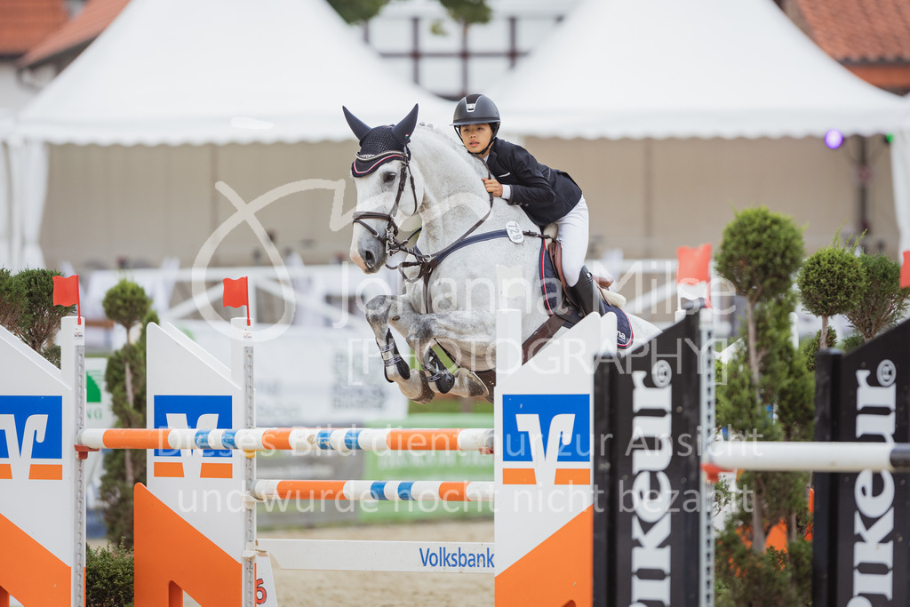 220731_BHO_BT_M1-Spr-139 | Deine schönsten Turniermomente als professionelle Fotos! Entdecke hochwertige Pferdesport-Fotografie im Online-Shop. Jetzt Fotos finden & bestellen!