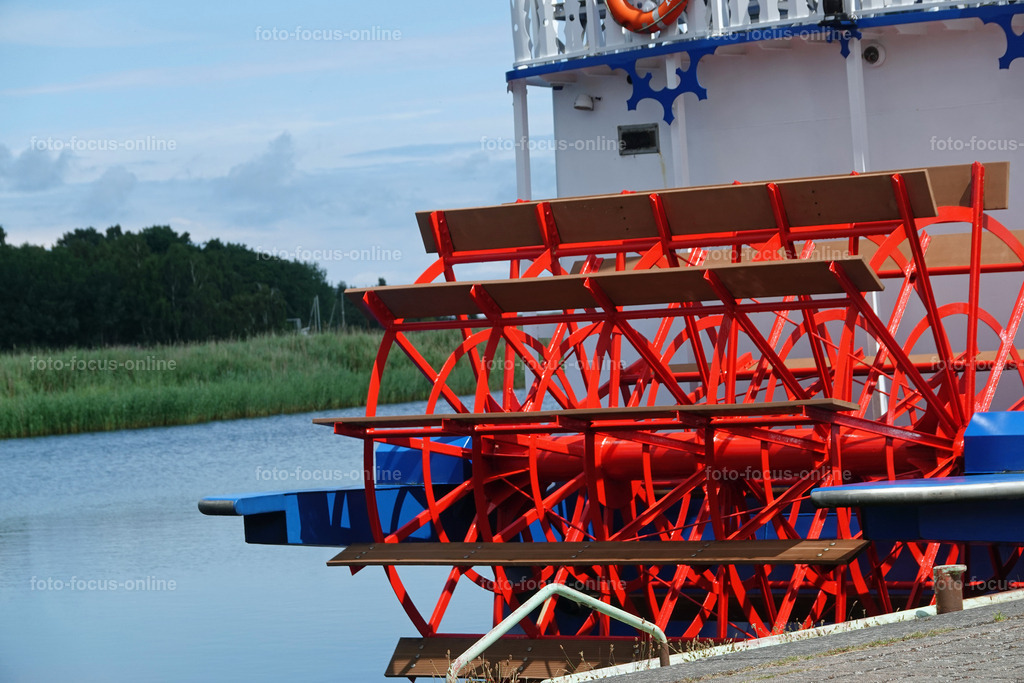 Raddampfer Prerow | foto-focus-online