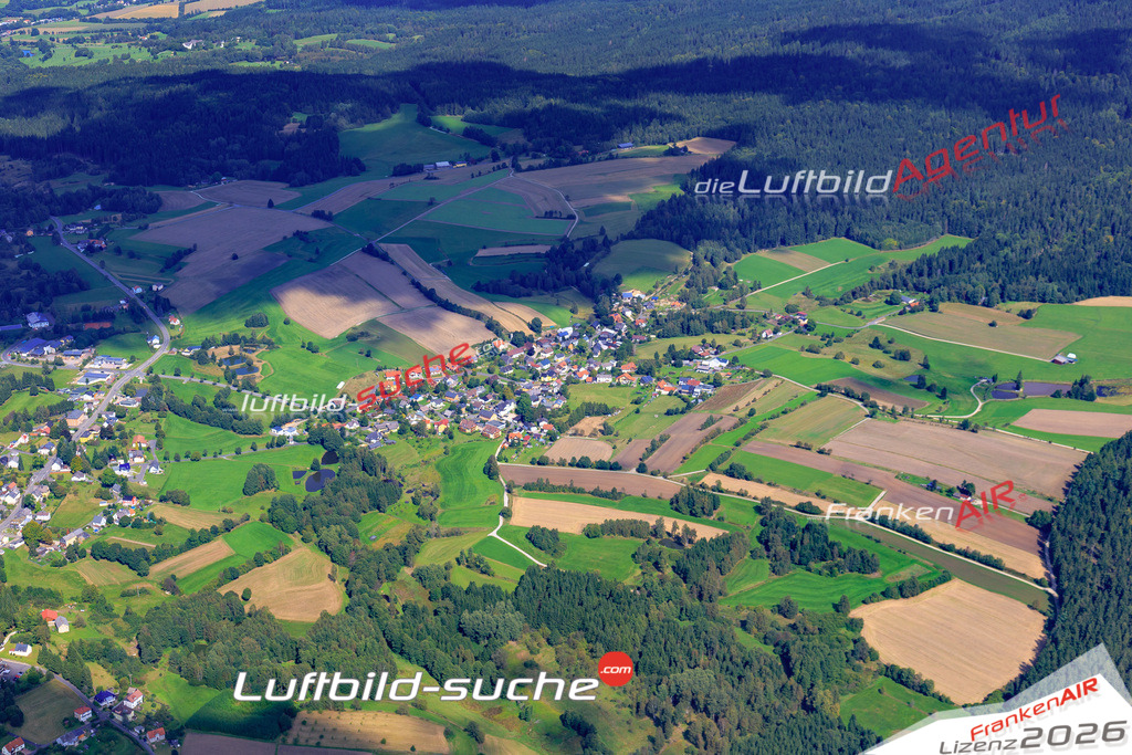 Die Luftaufnahme Wurmloch - Nagel wurde 2017 mittels Flugzeug (keine Drohne) erstellt. Perfekte Schärfe und Druck- Auflösung- Garantiert!
