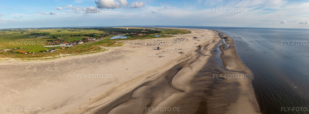 Luftbild: Sandstrand- Landschaft entlang des Küsten- Verlaufes der Nordsee im Ortsteil Olsdorf in Sankt Peter-Ording im Bundesland Schleswig-Holstein in Deutschland. Foto: IMG_0007229.jpg vom 10.07.2021 durch Werner Riehm/FLY-FOTO.de