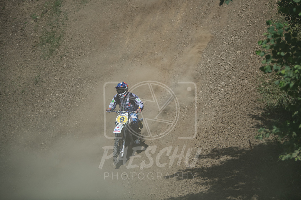 Twin (159) | Paeschuphoto Shop - Wer nicht sucht der auch nicht findet.Ob Motocrossbilder oder von einem besuchtem Spiel, Hauptsache Action. - Realisiert mit Pictrs.com
