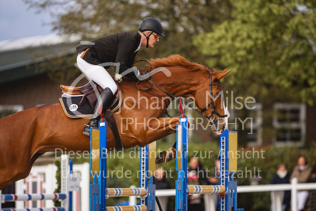 240424_Lemwerder_Stil-L-217 | Deine schönsten Turniermomente als professionelle Fotos! Entdecke hochwertige Pferdesport-Fotografie im Online-Shop. Jetzt Fotos finden & bestellen!
