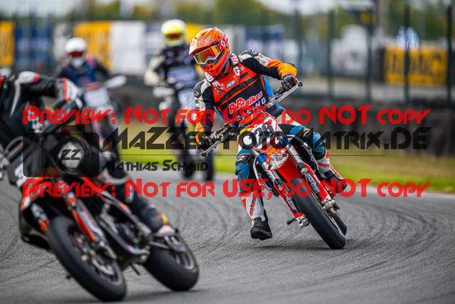 MaZZes_FotoMatrix_231001_4269 | S4