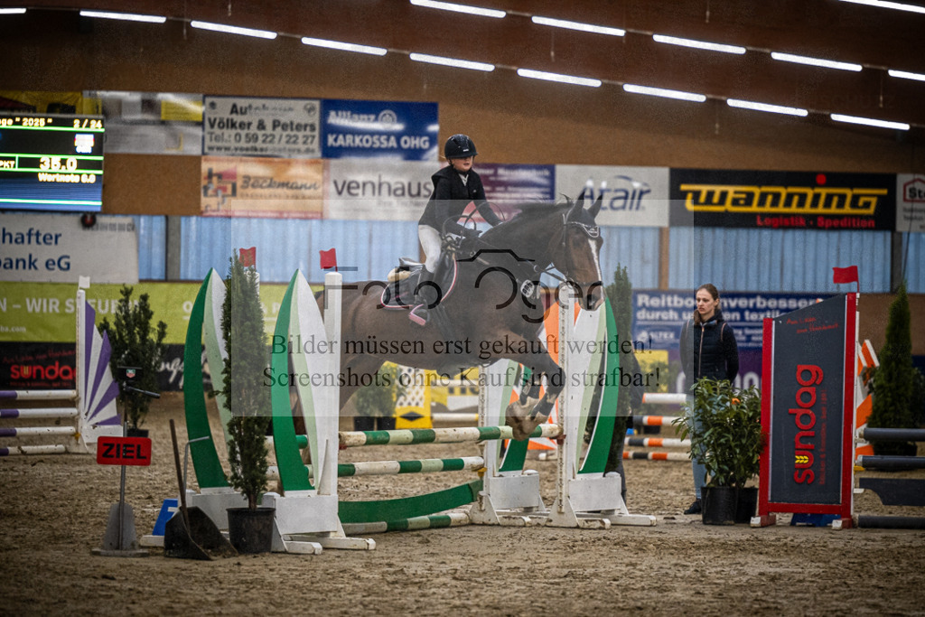 DOS_0072 | Entdecke hochwertige Reitturnierfotos von Foto Oger. Professionell, emotional und authentisch – jetzt Lieblingsmomente im Shop bestellen.Deutschlandweite Turnierfotografie. - Realisiert mit Pictrs.com