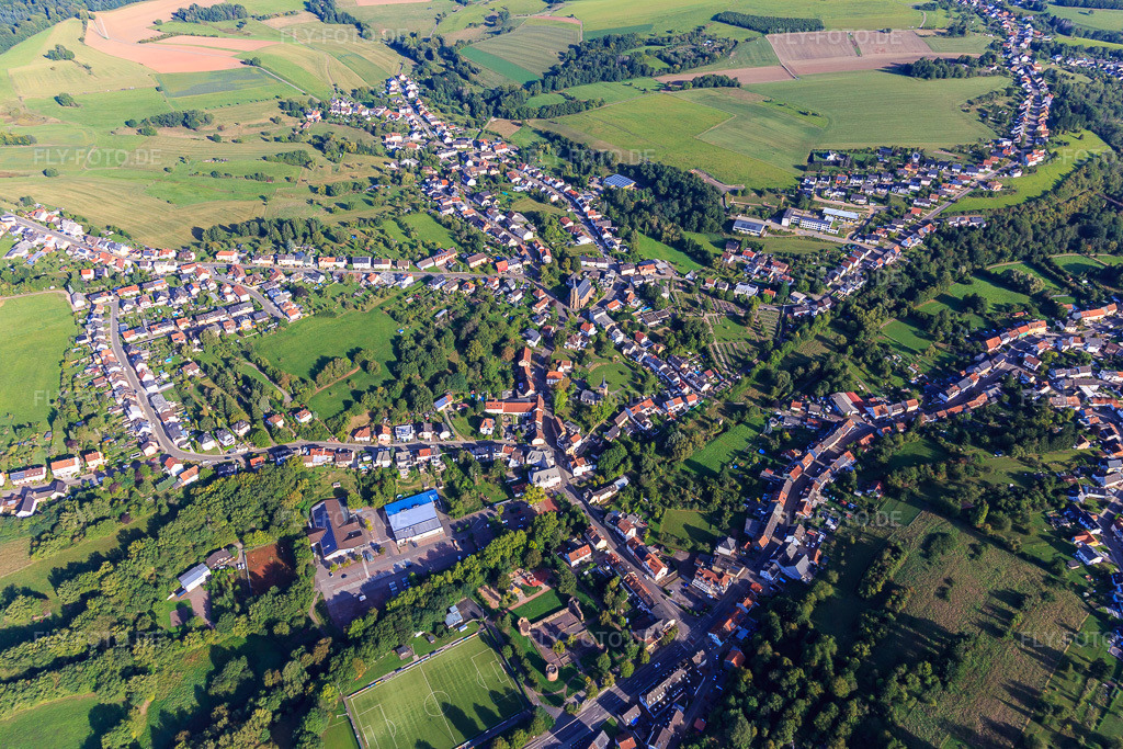 Luftbild: Ortsübersicht von Süden im Ortsteil Kölln in Püttlingen im Bundesland Saarland in Deutschland. Foto: IMG_149866.jpg vom 07.09.2025 durch Werner Riehm/FLY-FOTO.de