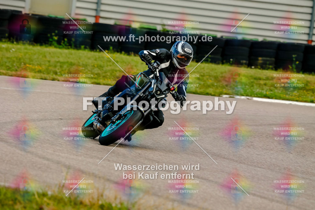 Chambley Juli-0078 | Hier findet Ihr Bilder von Touristenfahrten auf der Nürburgring Nordschleife oder von anderen Veranstaltungen die ich besucht habe. Viel Spass beim Durch Schauen 