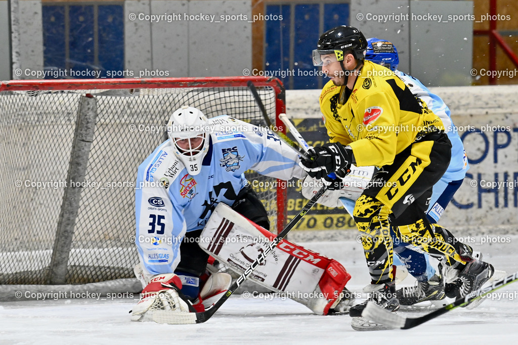 EC Spittal Hornets vs. ESC Steindorf 7.12.2022 | #35 Mayrobnig Marco, #26 Wilblinger Lucas