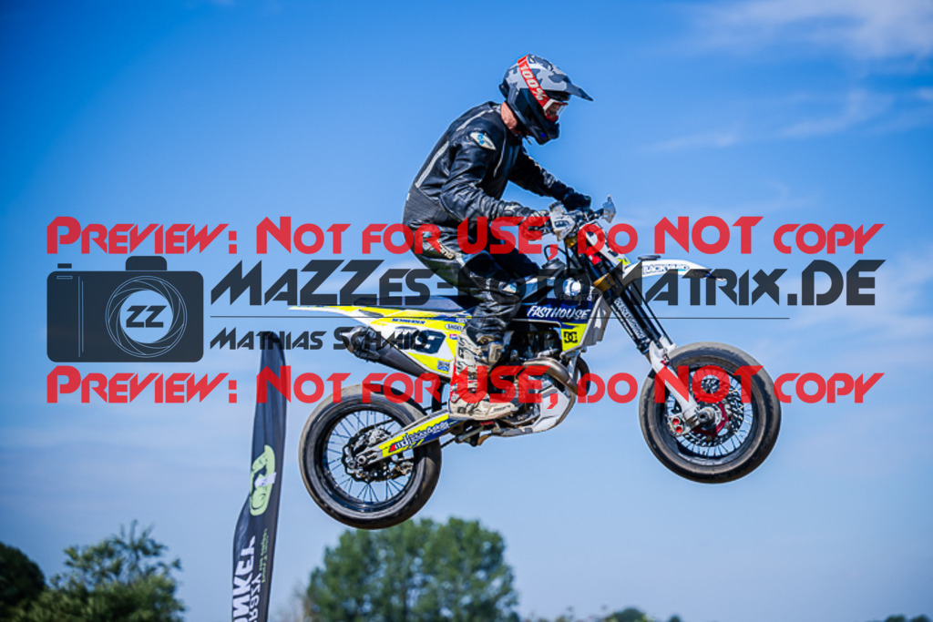 MaZZes_FotoMatrix_220903_1285 | S3