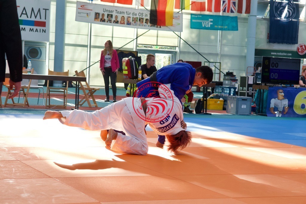 RAS_8430 | Fotos vom Adler Cup - Pictures from Adler Cup

Hier findet Ihr alle Eindrücke und großen Momente der Adler Cup Wochenenden. Here you will find all impressions and great moments of the Adler Cup weekends. - Realisiert mit Pictrs.com