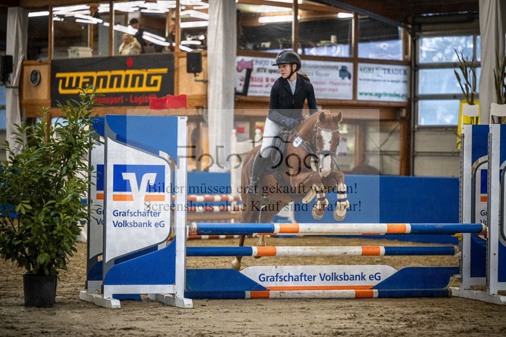 DOS_0275 | Entdecke hochwertige Reitturnierfotos von Foto Oger. Professionell, emotional und authentisch – jetzt Lieblingsmomente im Shop bestellen.Deutschlandweite Turnierfotografie. - Realisiert mit Pictrs.com