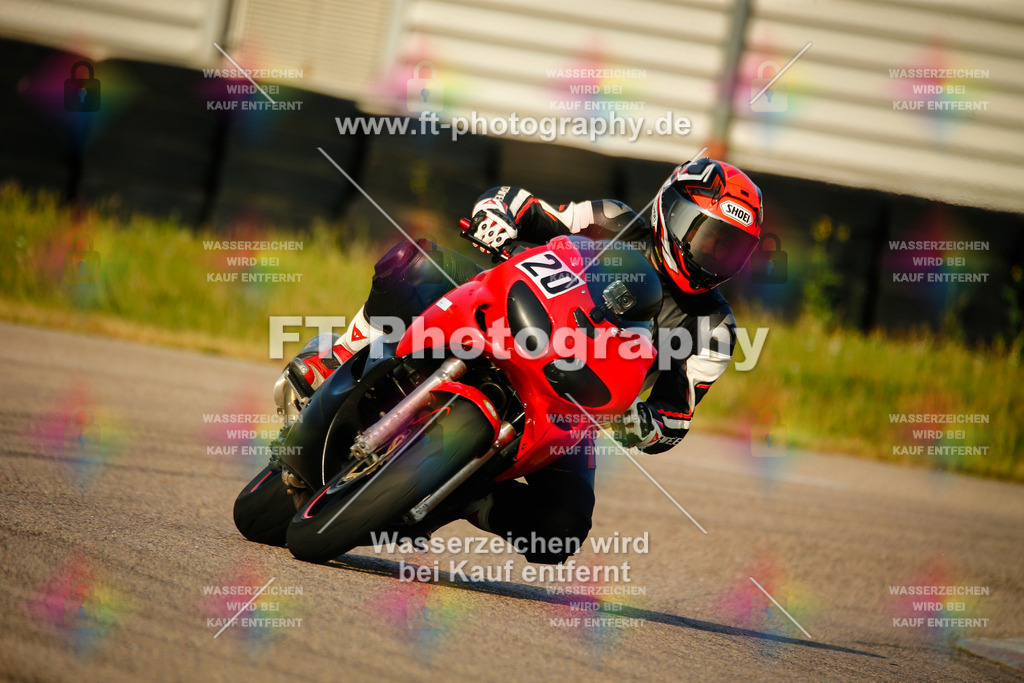 _MOT5391 | Hier findet Ihr Bilder von Touristenfahrten auf der Nürburgring Nordschleife oder von anderen Veranstaltungen die ich besucht habe. Viel Spass beim Durch Schauen 