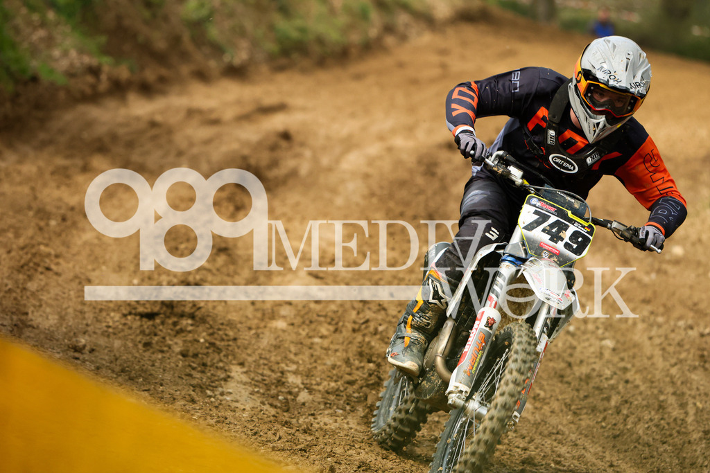 5E6A9952 | 989 MEDIAWORK