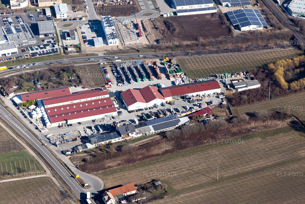 Luftbild: H&H Handrich moderner Baubedarf in Neustadt an der Weinstraße im Bundesland Rheinland-Pfalz in Deutschland. Foto: IMG_112749.jpg vom 27.02.2019 durch Werner Riehm/FLY-FOTO.de