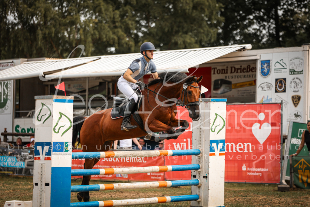 25.SaSpL00197 | Leoni Ertmer Photography - Realisiert mit Pictrs.com