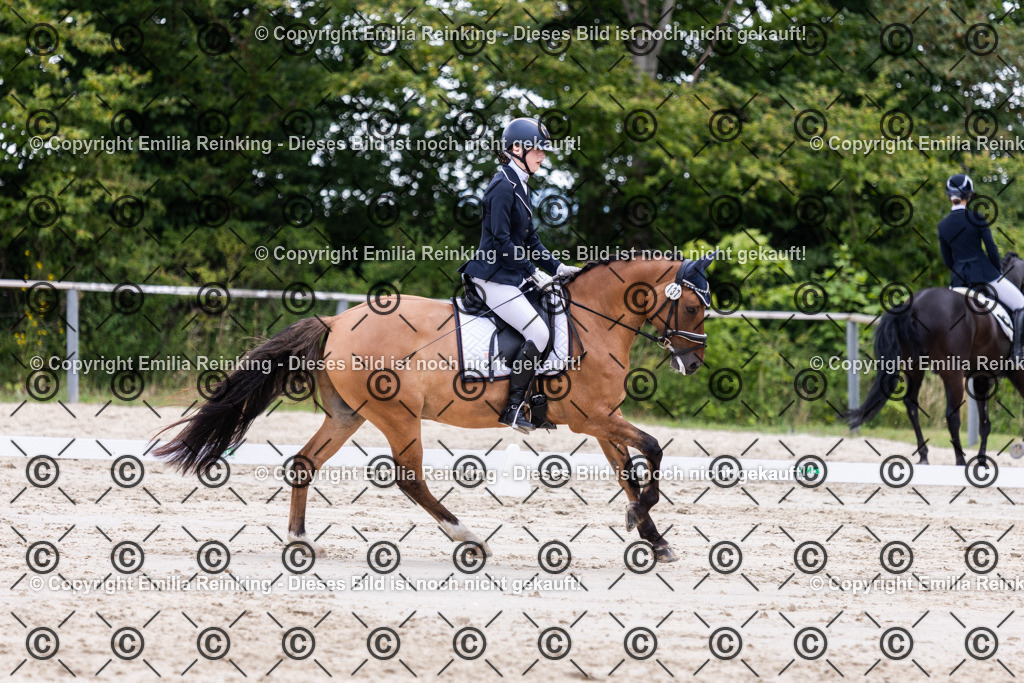 CL5A2127 | Emilia Reinking Fotografie - Realisiert mit Pictrs.com