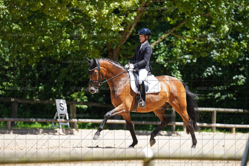 20240705-FAH03808 | Turnierbilder von Grafing, Reitsportbilder, Turnierfotos, Turnierfotografen Bayern, Pferdefotograf, Fotoagentur Herrmann