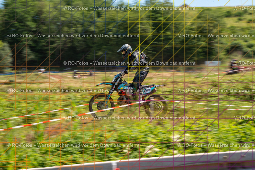 1 Lauf Schlüchtern IGE 2026-313 | Sportfotografie von RO-Fotos: Motorsport, Motocross, Enduro, Laufveranstaltungen und Triathlon. Professionelle Fotos von Sportlern und Events. - Realisiert mit Pictrs.com