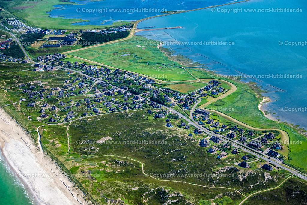 Sylt_Rantum_ELS_3120210625 | SYLT 21.06.2025 Ortsansicht an der Meeres-Küste in Rantum (Sylt) auf der Insel Sylt im Bundesland Schleswig-Holstein, Deutschland. // Townscape on the seacoast in Rantum (Sylt) at the island Sylt in the state Schleswig-Holstein, Germany. Foto: Martin Elsen