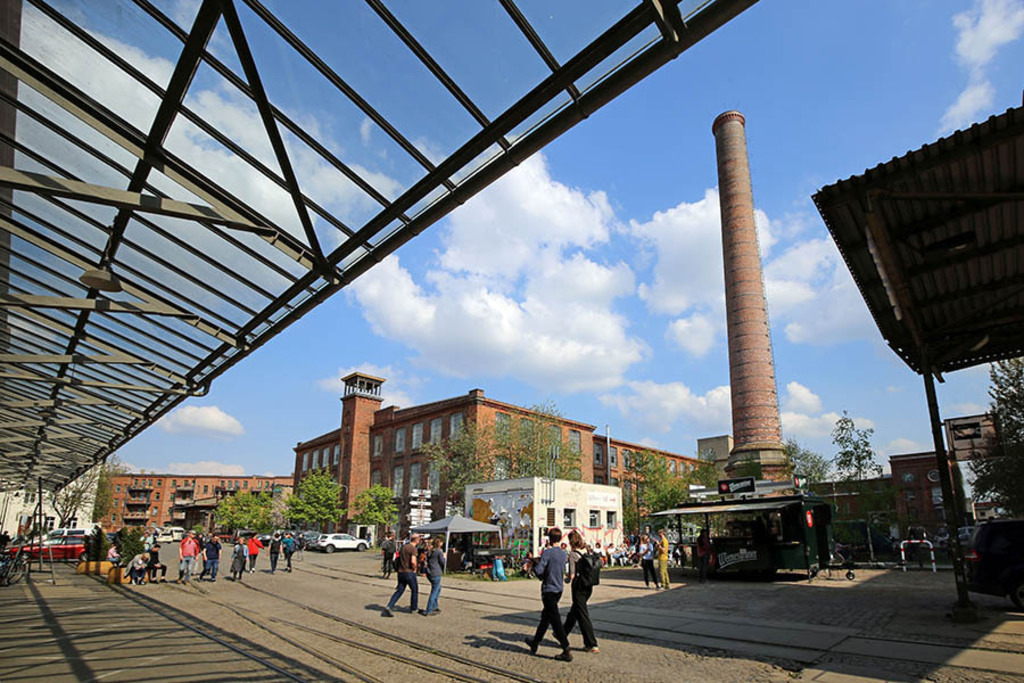 Foto: Leipzig - Rundgang SpinnereiGalerien | Das Team hinter BILDLEXIKON LEIPZIG bündelt historische wie aktuelle Informationen über die Stadt Leipzig in Text und Bild auf einer Plattform und stellt diese der interessierten Öffentlichkeit zur Verfügung.