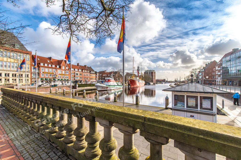 046 Emden - 07-02-2024 -R Ganske | Onlineshop mit Bildern von Stränden, Häfen und Meer. Leinwände, Poster, Kalender und andere Materialien erhältlich. Kommerzielle Lizenzen möglich.  - Realisiert mit Pictrs.com