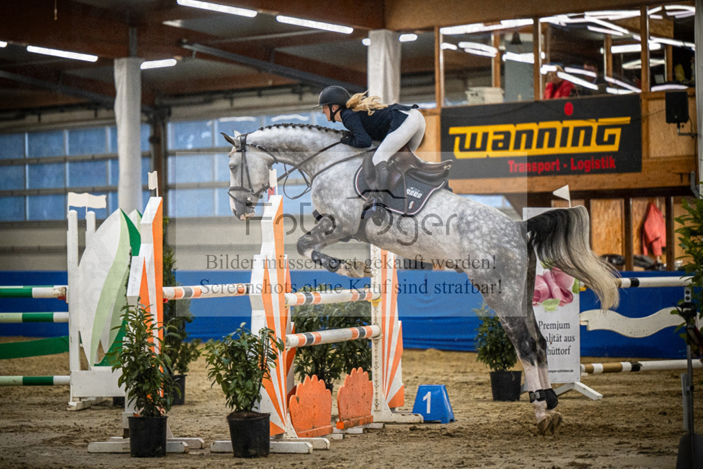 DOS_B978 | Entdecke hochwertige Reitturnierfotos von Foto Oger. Professionell, emotional und authentisch – jetzt Lieblingsmomente im Shop bestellen.Deutschlandweite Turnierfotografie. - Realisiert mit Pictrs.com