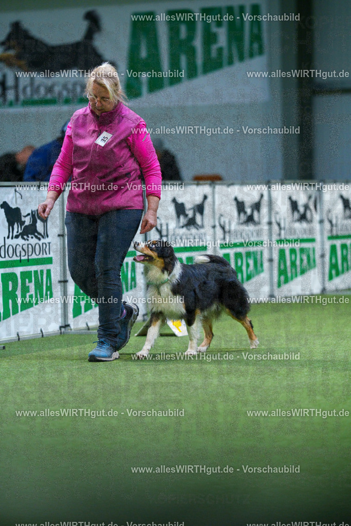 7R505932 | Professionelle Tierfotografie in Mönchengladbach von Daniel Wirth (allesWIRTHgut). Liebevolle & natürliche Bilder von Hunden & Katzen für unvergessliche Erinnerungen.