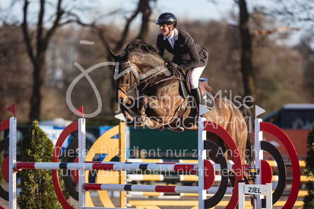 250408_Mühlen_Youngster-M-623 | Deine schönsten Turniermomente als professionelle Fotos! Entdecke hochwertige Pferdesport-Fotografie im Online-Shop. Jetzt Fotos finden & bestellen!