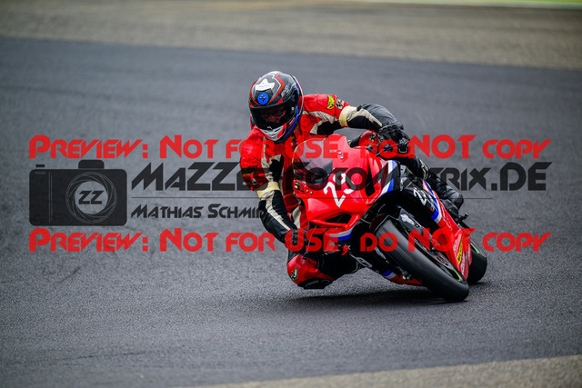 MaZZes_FotoMatrix_240804_6007705_4560 | Fotograf Mathias Schmid
Sportfotograf,
Eventfotograf,
Hochzeitsfotograf,
Portraitfotograf