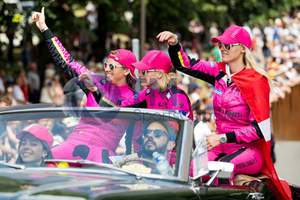 Trainproduction-20230609-0014 | LE MANS,FRANCE,09.Jun.23 - MOTORSPORTS - WEC, FIA World Endurance Championships, 24 Hours of Le Mans, Circuit de la Sarthe, drivers parade. Photo: Trainproduction / Matthias Trinkl